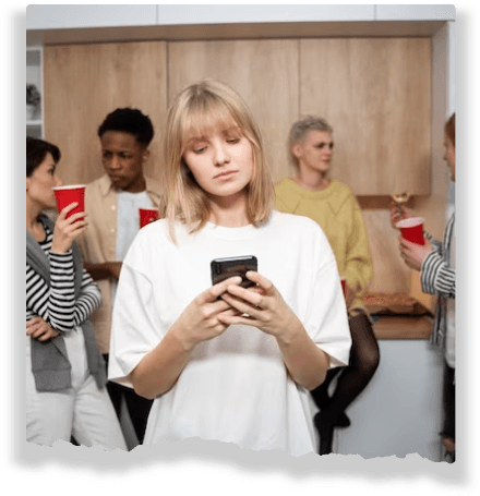 How Social Media Comparison Impacts Your Self-Esteem